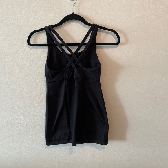 Lululemon Energy Tank
Midnight Iris Multi / Black size 4. Excellent condition. - Picture 10 of 14